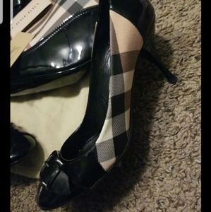 Burberry shoes